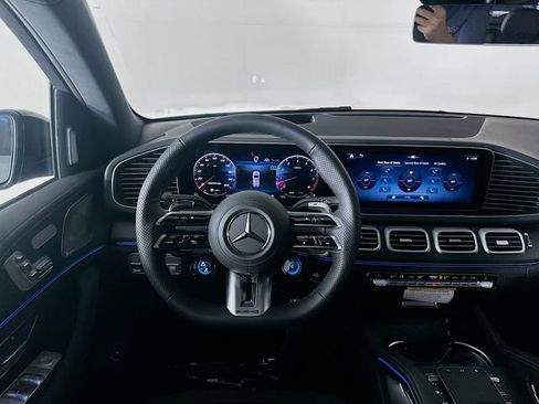 New 2026 Mercedes-Benz GLE 63 AMG S image 23
