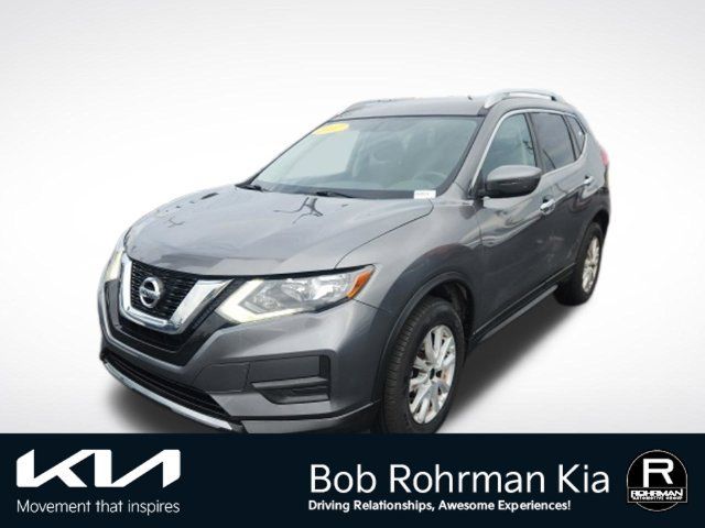 Used 2017 Nissan Rogue SV AWD/4WD image 1