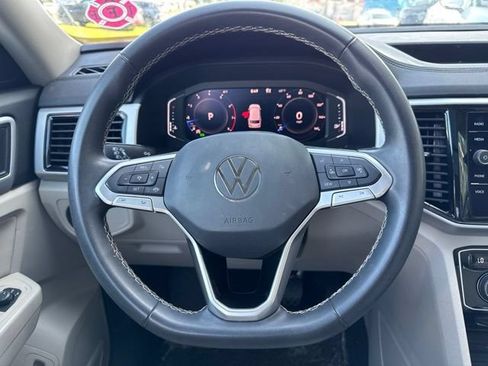 Certified 2023 Volkswagen Atlas SE w/ Panoramic Sunroof Package AWD/4WD image 11