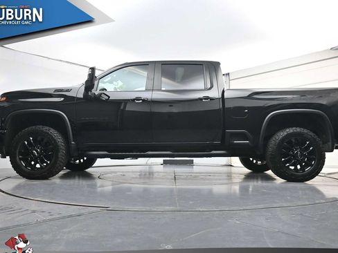Used 2025 Chevrolet Silverado 2500 LT w/ Trail Boss Package AWD/4WD image 22