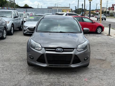 Used 2013 Ford Focus Titanium FWD image 4