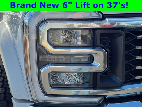 Used 2024 Ford F450 Lariat image 7