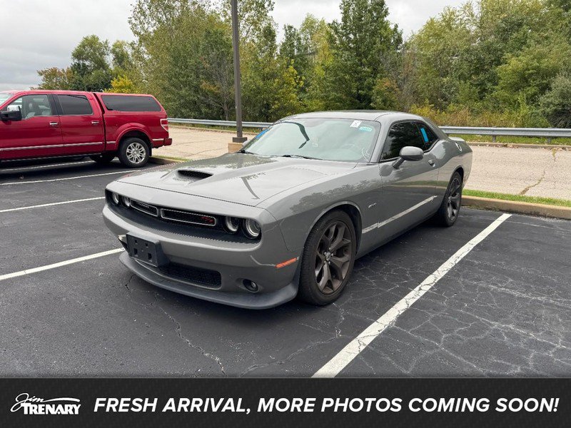 Used 2019 Dodge Challenger R/T RWD image 1