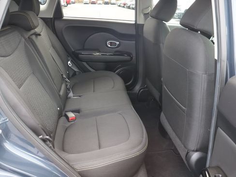 Used 2015 Kia Soul + w/ Audio Package FWD image 21