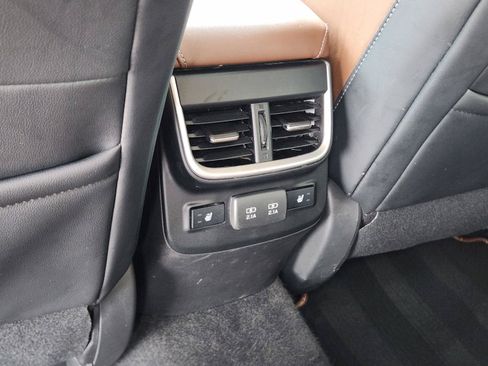 Used 2020 Subaru Outback Touring AWD/4WD image 29
