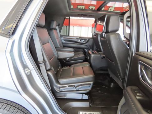 Used 2021 Chevrolet Tahoe Z71 w/ Luxury Package AWD/4WD image 34