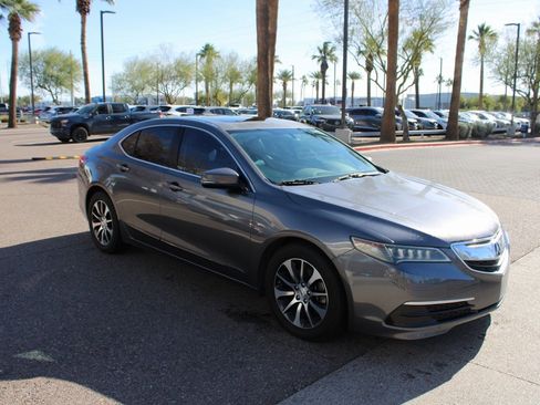 Used 2017 Acura TLX image 7
