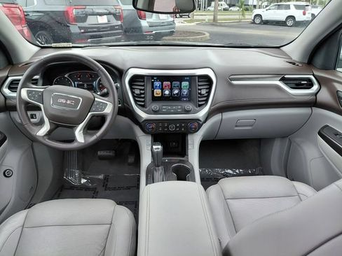 Used 2018 GMC Acadia SLT FWD image 18