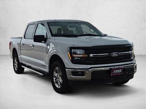 Used 2025 Ford F150 XLT w/ Equipment Group 301A Standard AWD/4WD image 3