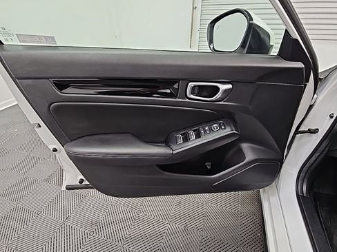 Used 2024 Honda Civic EX-L image 28