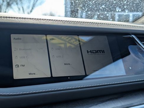 Used 2023 Jeep Grand Cherokee L Overland w/ Advanced Protech Group III image 52