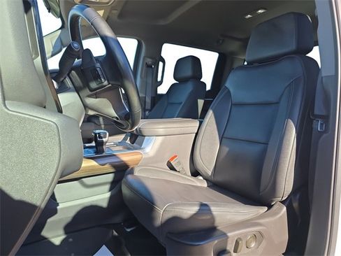 Used 2024 Chevrolet Silverado 1500 LT Trail Boss w/ Convenience Package II image 10