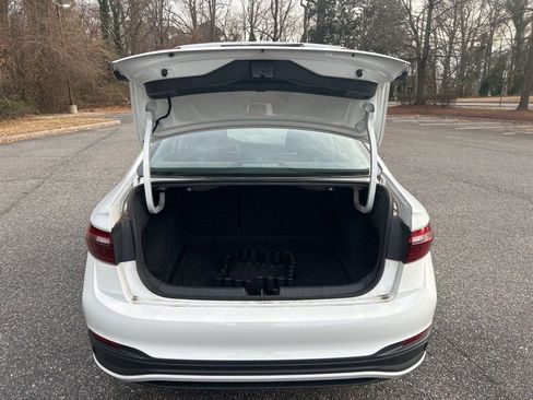 Used 2023 Volkswagen Jetta S image 12