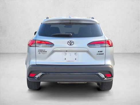 Used 2023 Toyota Corolla Cross AWD Hybrid w/ Convenience Package image 6