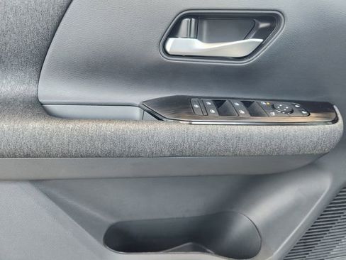 New 2026 Nissan Kicks SV image 17