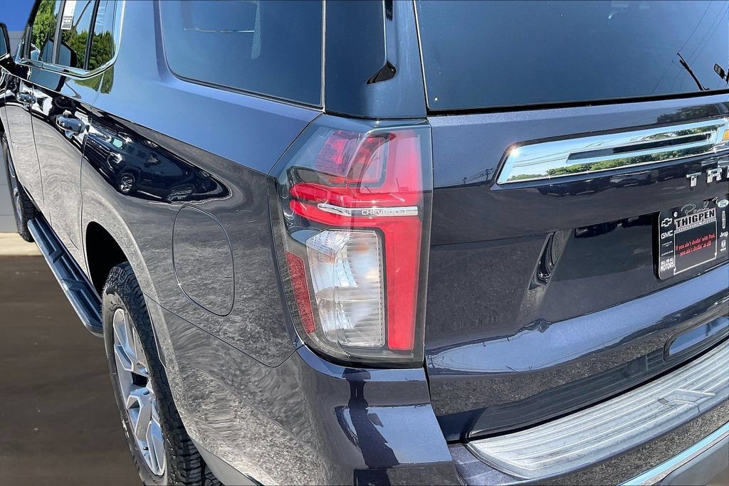 Used 2023 Chevrolet Tahoe LT w/ Luxury Package AWD/4WD image 23