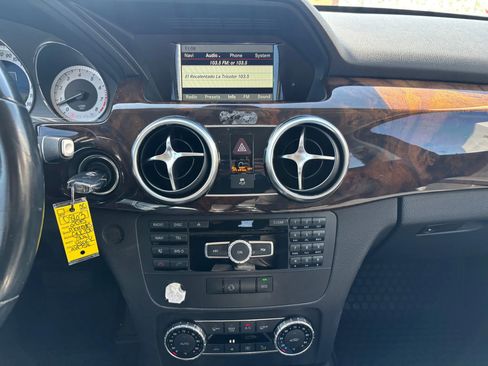 Used 2015 Mercedes-Benz GLK 350 2WD image 18