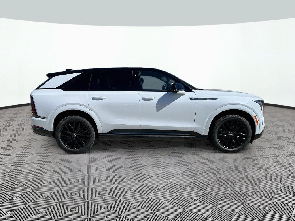 New 2026 Cadillac Escalade IQ Sport 2 w/ LPO, ONYX Package AWD/4WD image 4