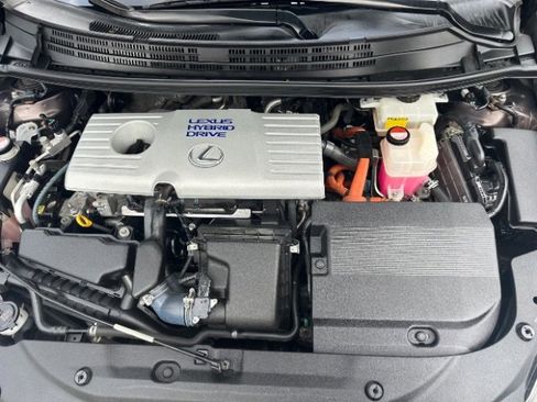 Used 2015 Lexus CT 200h w/ Seat Comfort Package image 10