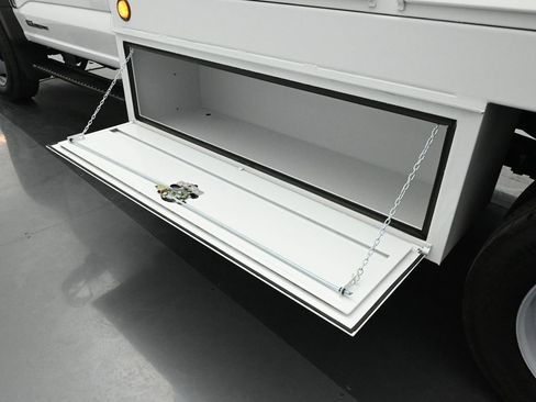 New 2025 Ford F550 2WD Regular Cab Super Duty image 16