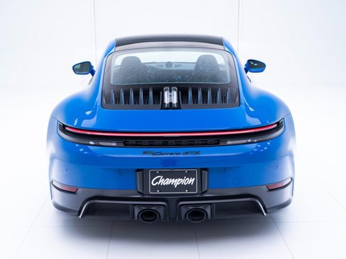 Used 2025 Porsche 911 Carrera 4 GTS image 10