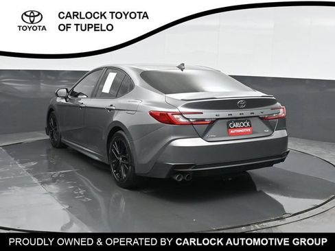 Used 2025 Toyota Camry SE w/ Convenience Package FWD image 11