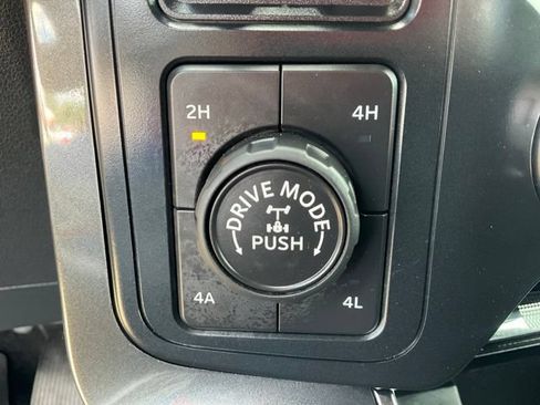 Used 2023 Ford F150 Lariat AWD/4WD image 24