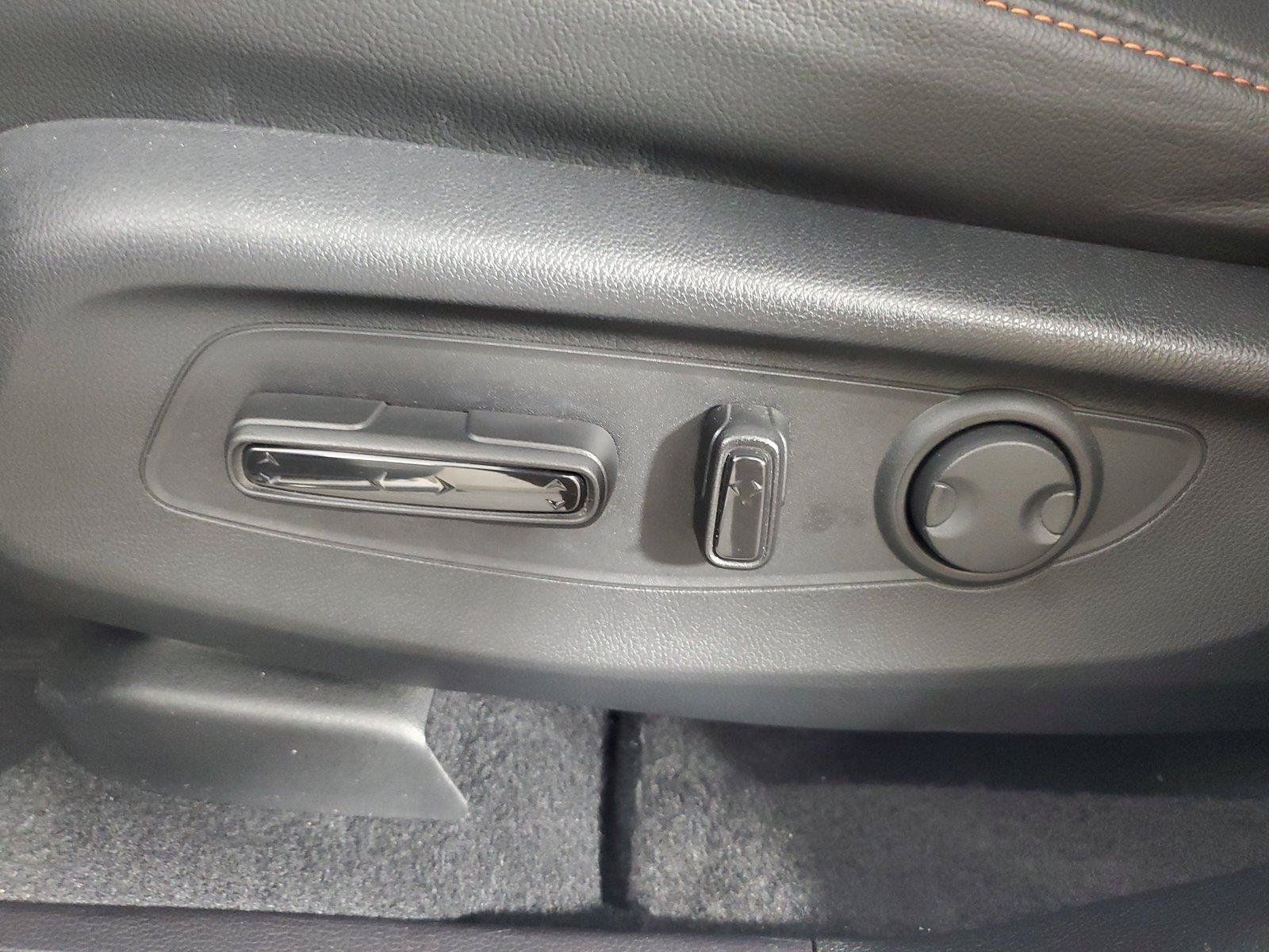 Used 2025 Honda CR-V Sport Touring image 21