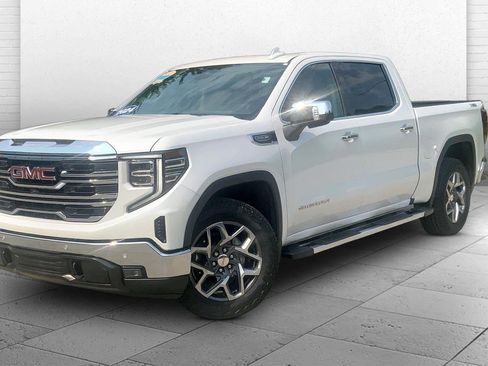 Used 2024 GMC Sierra 1500 SLT w/ SLT Premium Plus Package AWD/4WD image 13