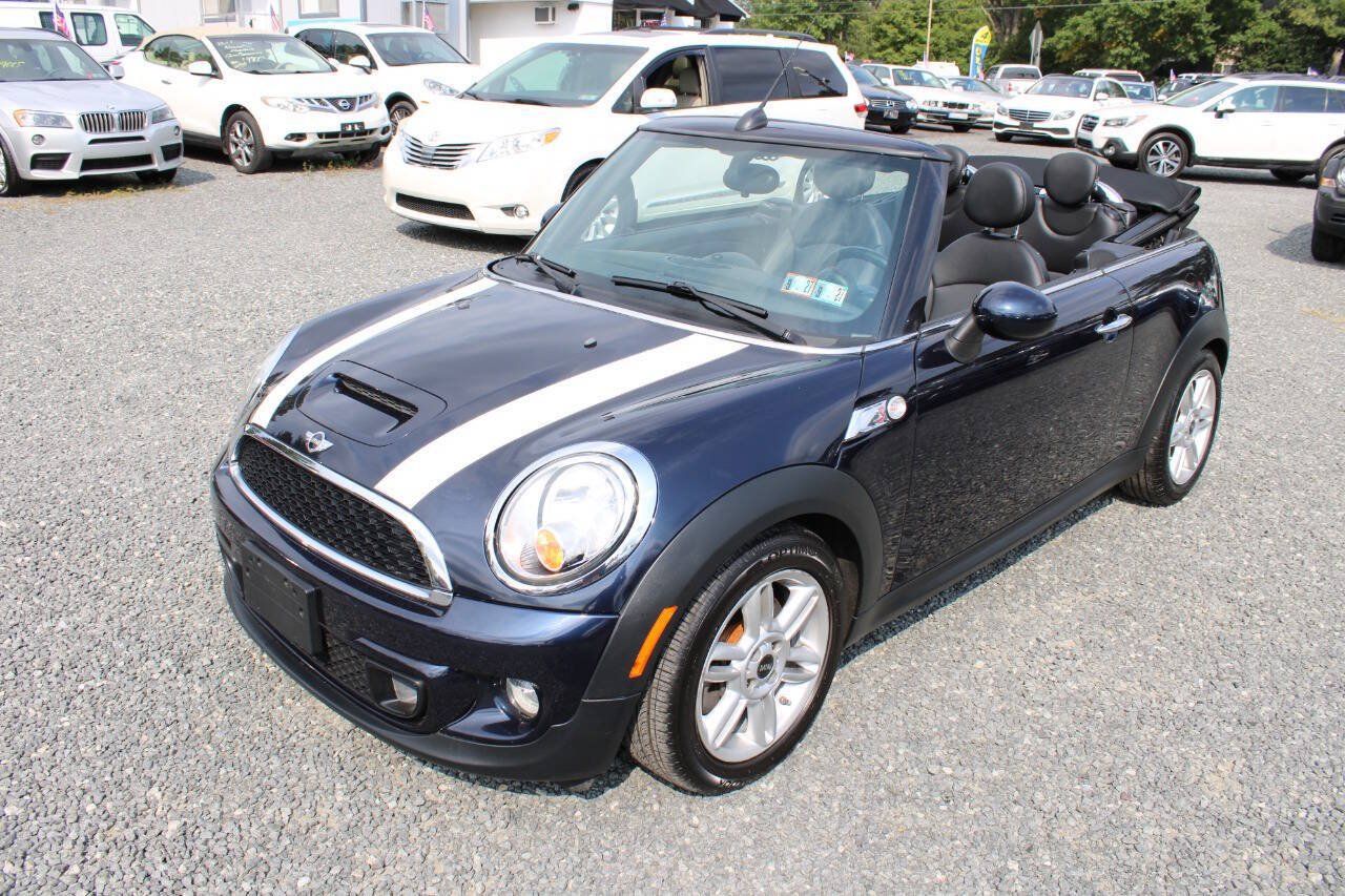 Used 2013 MINI Cooper S FWD image 2