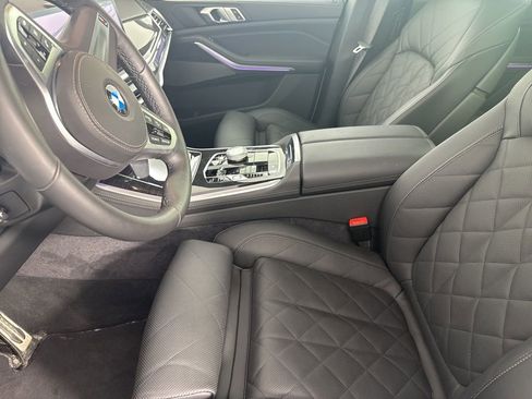 Used 2026 BMW X5 xDrive40i w/ Executive Package image 13