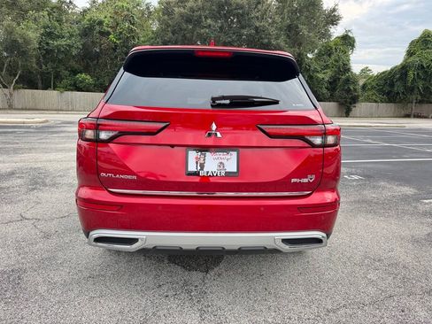 New 2025 Mitsubishi Outlander SE image 7