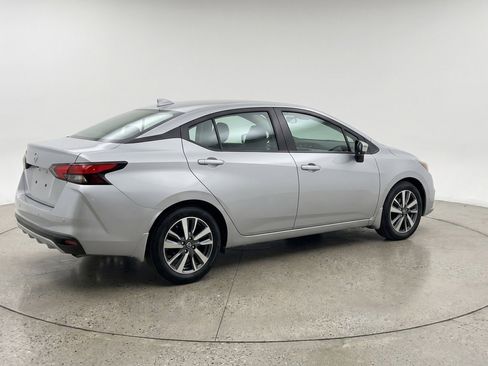 Used 2025 Nissan Versa SV FWD image 9