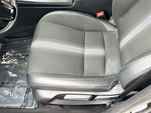 Used 2025 Honda Civic Sport image 18