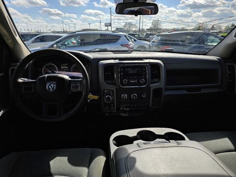 Used 2017 RAM 1500 Tradesman w/ Popular Equipment Group AWD/4WD image 3