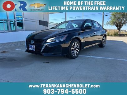 Used 2024 Nissan Altima 2.5 SV