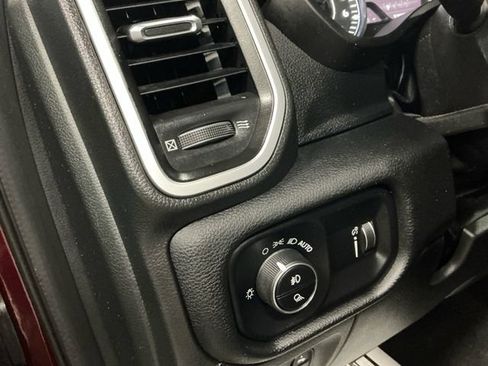 Used 2022 RAM 1500 Big Horn AWD/4WD image 27