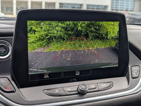 Used 2025 Chevrolet Blazer LT AWD/4WD image 15