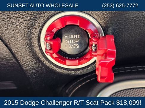 Used 2015 Dodge Challenger R/T Scat Pack w/ Leather Interior Group RWD image 40