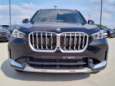 Used 2025 BMW X1 xDrive28i image 11