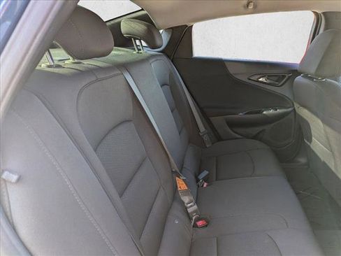 Used 2025 Chevrolet Malibu LS FWD image 17