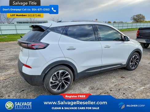 Used 2022 Chevrolet Bolt EUV Premier FWD image 4