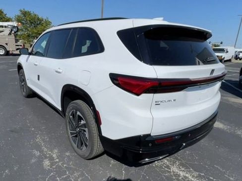 New 2026 Buick Enclave Sport Touring w/ Power Package image 8