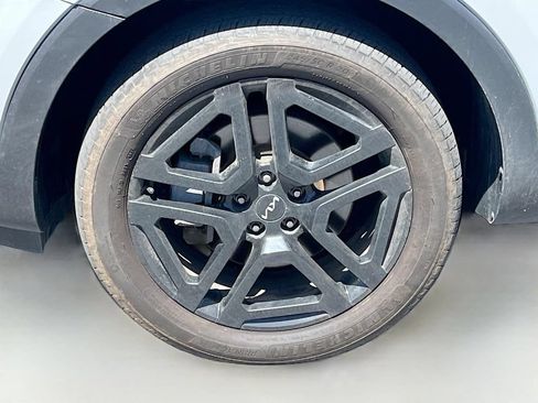 Used 2023 Kia Telluride EX X-Line AWD/4WD image 35