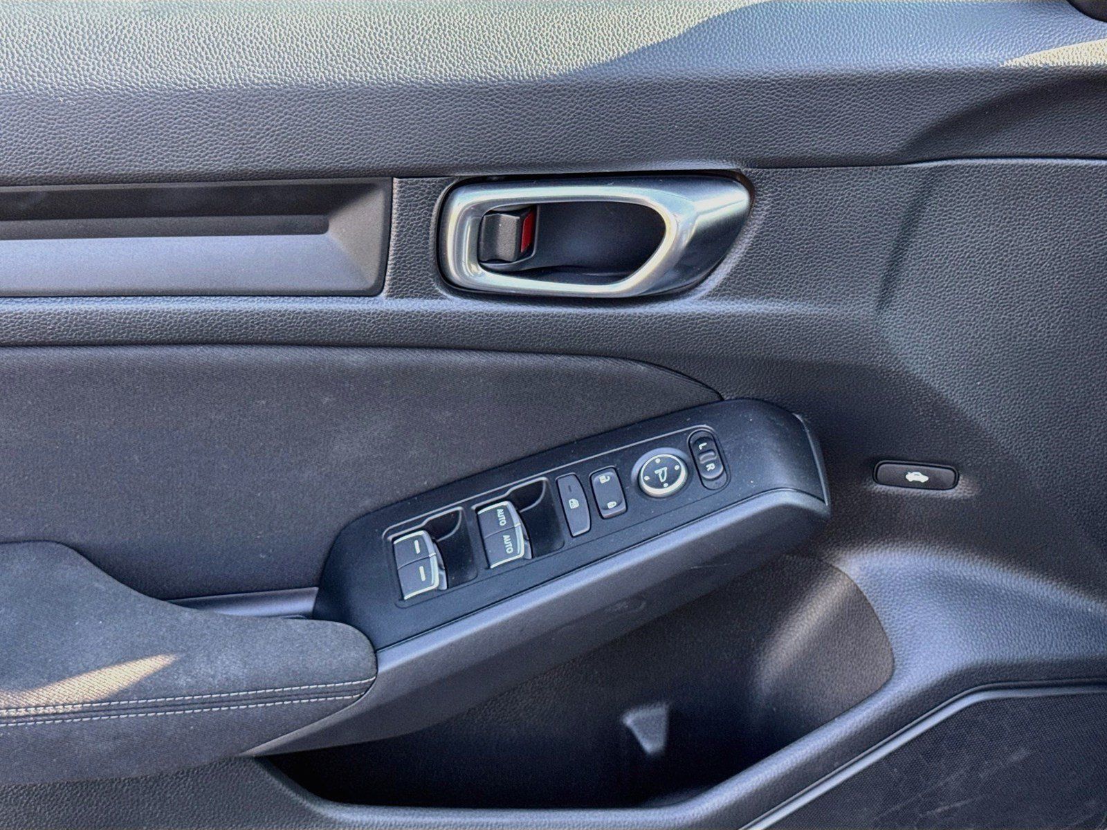 Used 2026 Honda Civic LX image 25