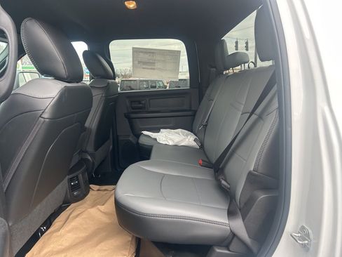 New 2026 RAM 5500 Tradesman w/ Chrome Appearance Group AWD/4WD image 13