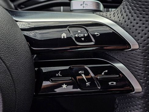 New 2025 Mercedes-Benz C 300 4MATIC Sedan image 24