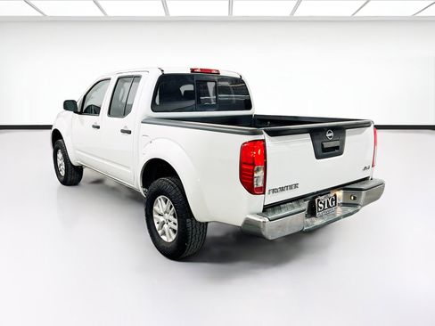 Used 2016 Nissan Frontier SV AWD/4WD image 6