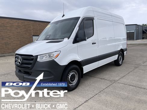 Used 2025 Mercedes-Benz Sprinter 2500 image 1
