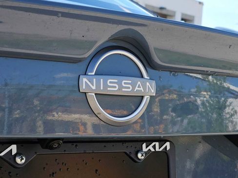 Used 2024 Nissan Sentra SR FWD image 12